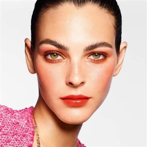 chanel make.up.primavera eatate 2018|The Best of Chanel Spring 2018 Collection .